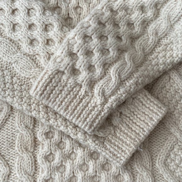 Vintage & Rare 90's Luciano Barbera Handknit Icelandic Cable Sweater Large - Picture 4 of 11